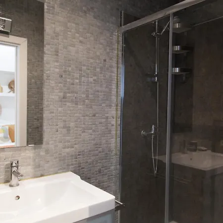 Flh Madragoa Fresh Design Apartment Lisbon